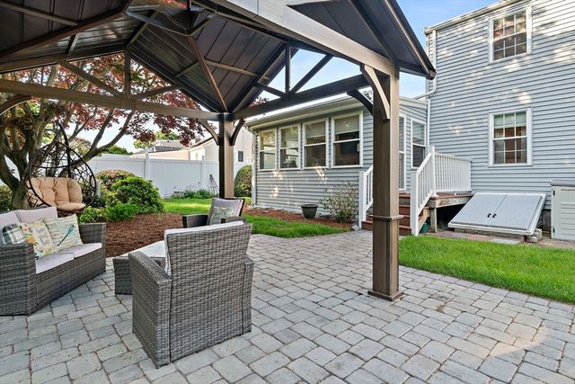 43 Aster Cir, Weymouth, MA 02188