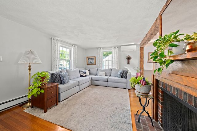 43 Aster Cir, Weymouth, MA 02188