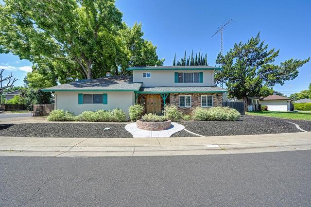 10166 La Gloria Way, Rancho Cordova, CA 95670