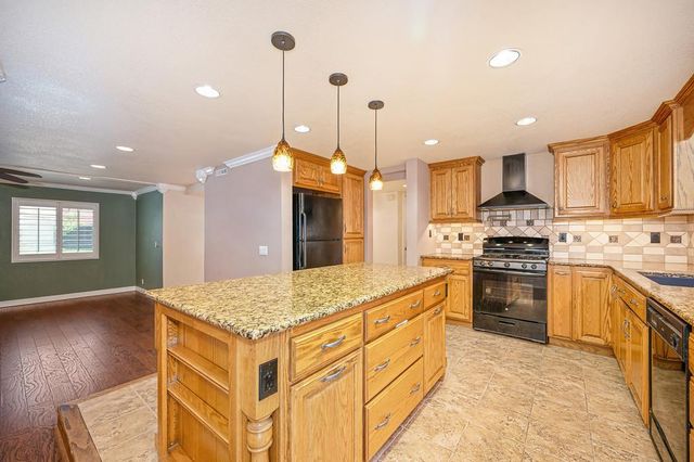 10166 La Gloria Way, Rancho Cordova, CA 95670