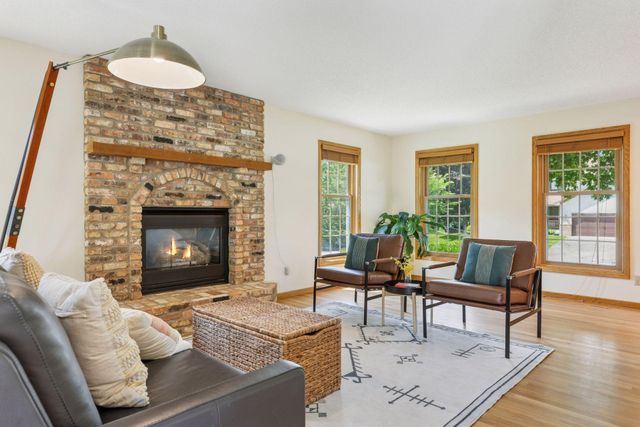 4210 Evergreen Lane N, Plymouth, MN 55441