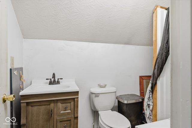 416 Montgomery Street, Shelbyville, IN 46176