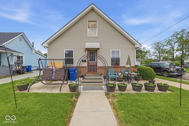 416 Montgomery Street, Shelbyville, IN 46176