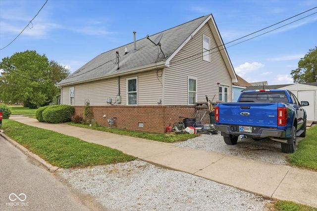 416 Montgomery Street, Shelbyville, IN 46176
