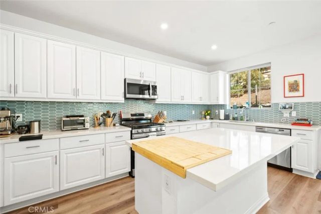 1852 Red Willow, Oceanside, CA 92056