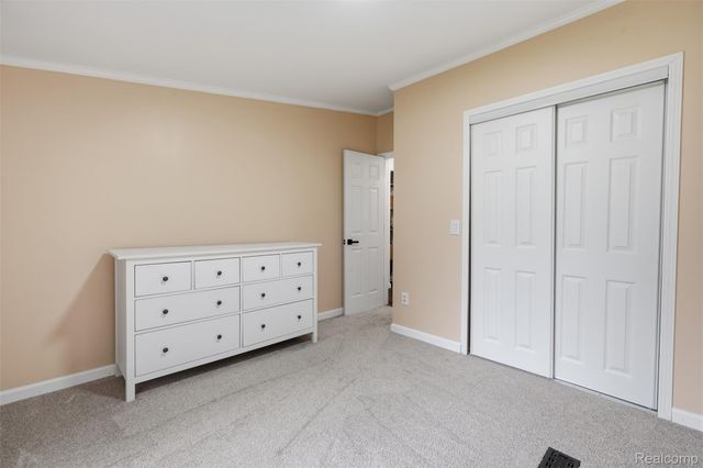 41824 Riggs Road, Van Buren Charter Township, MI 48111