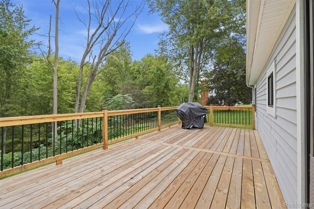 41824 Riggs Road, Van Buren Charter Township, MI 48111