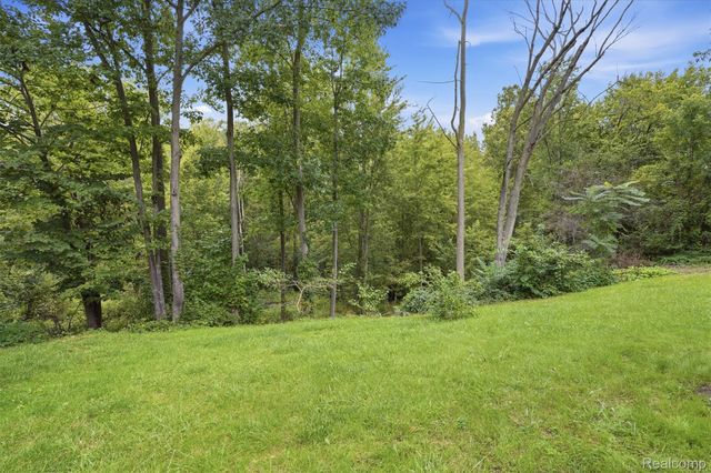 41824 Riggs Road, Van Buren Charter Township, MI 48111