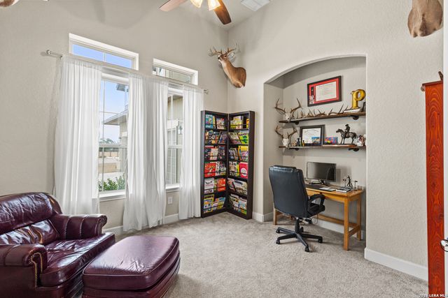 527 James Way, Castroville, TX 78009