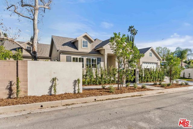 4912 Beeman Avenue, Valley Village, CA 91607