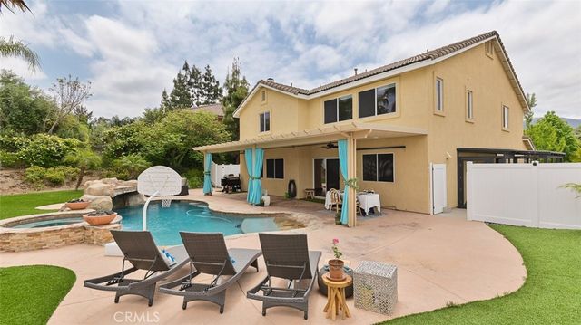 3955 Belfry Circle, Corona, CA 92883