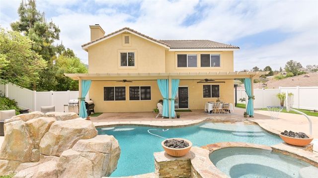 3955 Belfry Circle, Corona, CA 92883