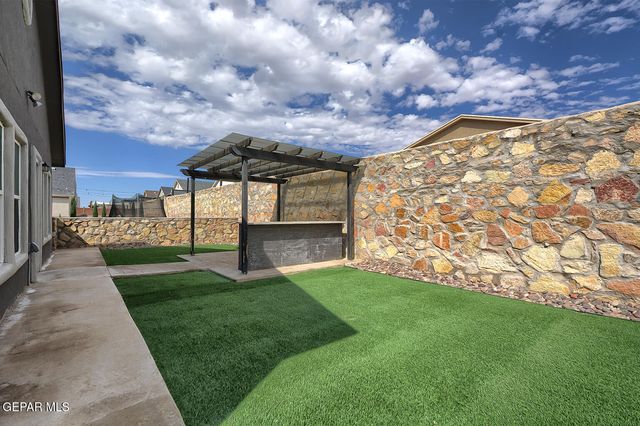 13849 GARFORTH Avenue, Horizon City, TX 79928