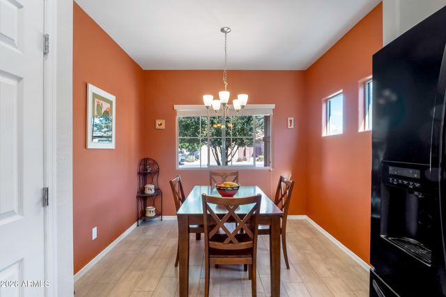 903 W SISSO TREE Avenue, San Tan Valley, AZ 85140