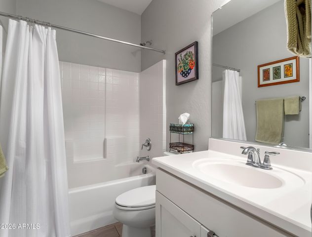 903 W SISSO TREE Avenue, San Tan Valley, AZ 85140