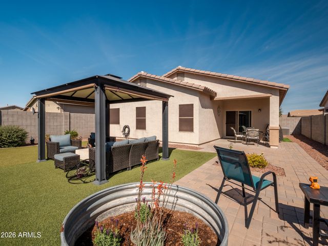 903 W SISSO TREE Avenue, San Tan Valley, AZ 85140