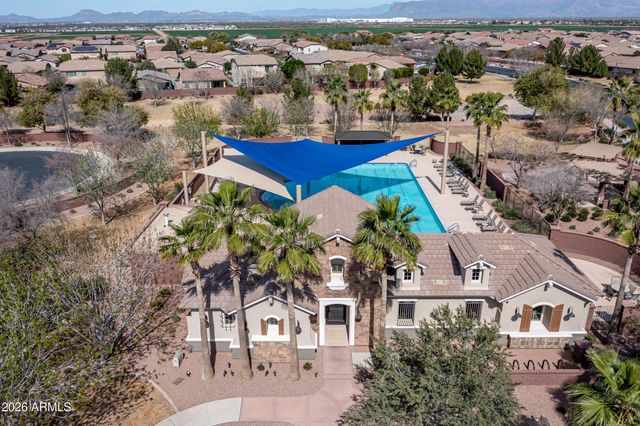 903 W SISSO TREE Avenue, San Tan Valley, AZ 85140