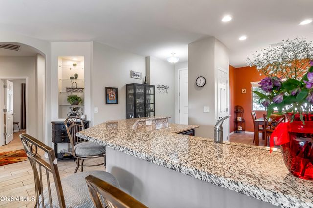 903 W SISSO TREE Avenue, San Tan Valley, AZ 85140