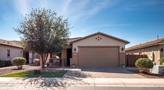 903 W SISSO TREE Avenue, San Tan Valley, AZ 85140