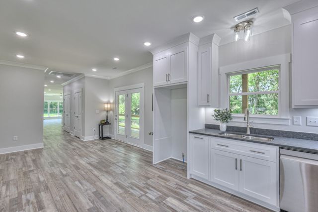 3931 Taylors Store Rd, Hampshire, TN 38461