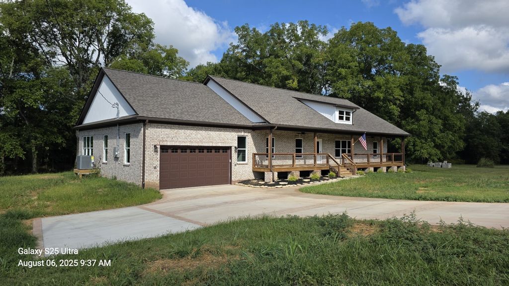 3931 Taylors Store Rd, Hampshire, TN 38461