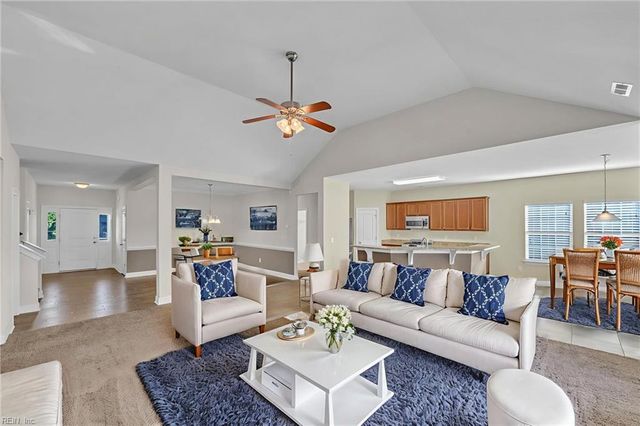 146 Moyock Landing DR, Moyock, NC 27958