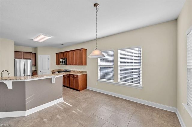 146 Moyock Landing DR, Moyock, NC 27958