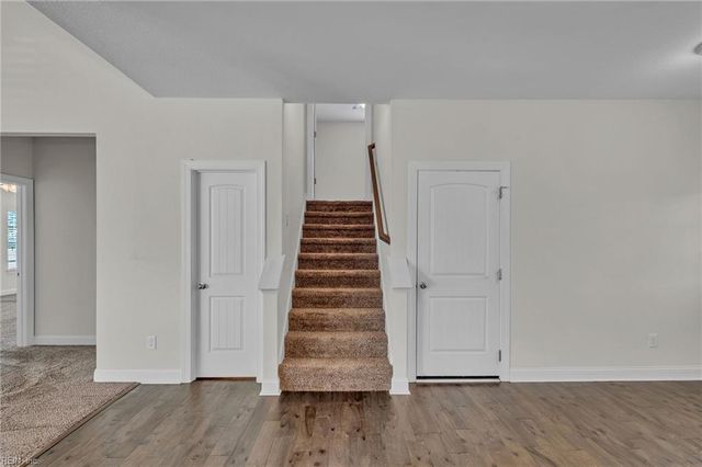 146 Moyock Landing DR, Moyock, NC 27958