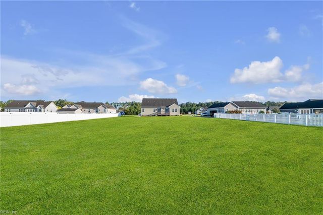 146 Moyock Landing DR, Moyock, NC 27958