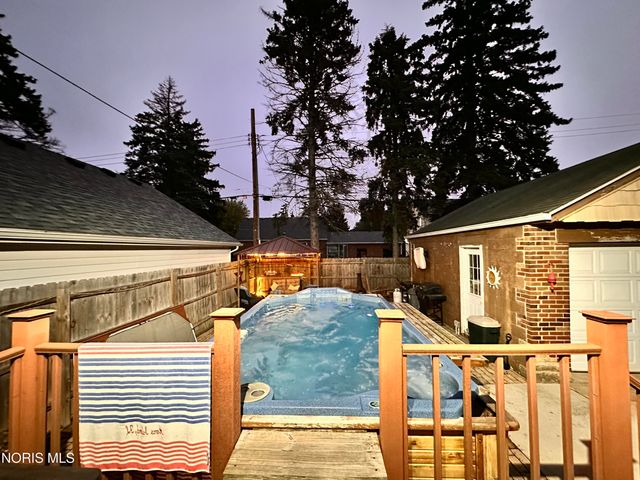 539 Ansonia Street, Oregon, OH 43616