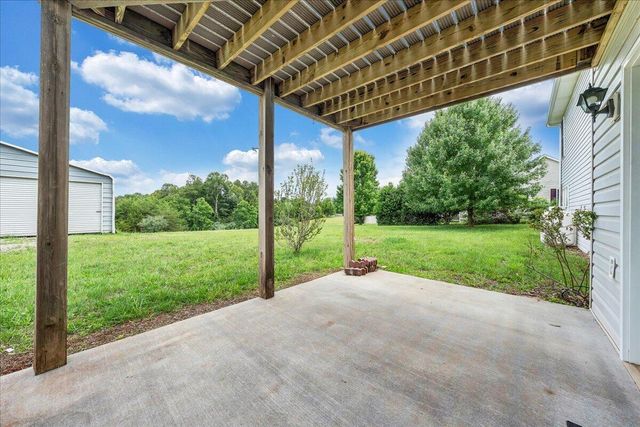 2278 Isle Of Pines DR, Moneta, VA 24121