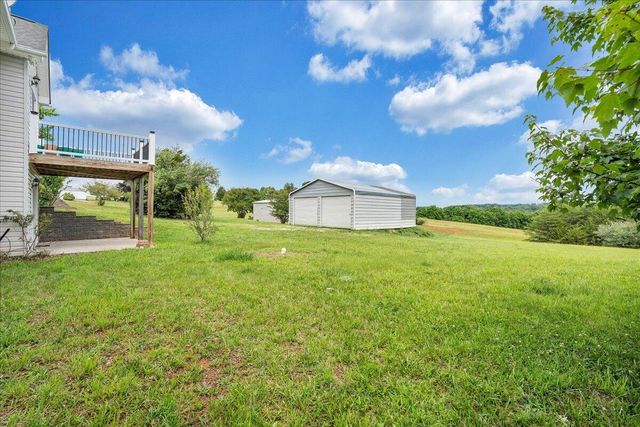2278 Isle Of Pines DR, Moneta, VA 24121