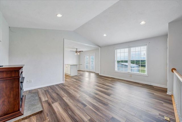 2278 Isle Of Pines DR, Moneta, VA 24121