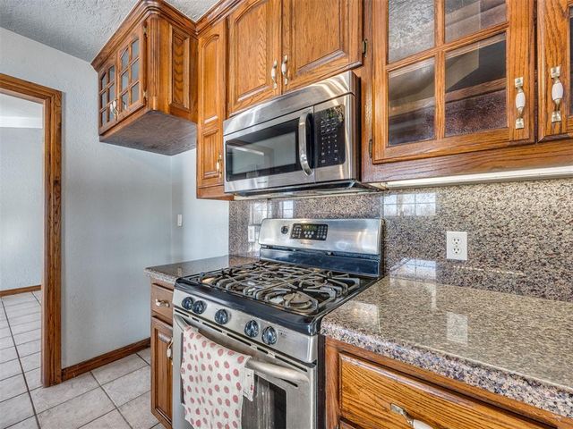 813 N Council Road S, Newcastle, OK 73065