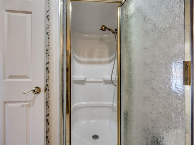 813 N Council Road S, Newcastle, OK 73065