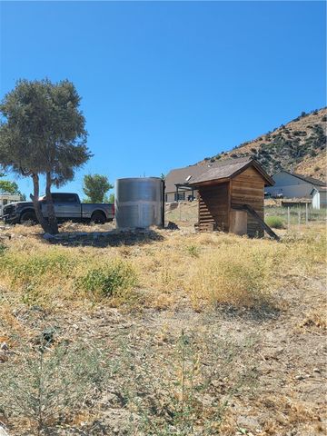 5148 Frazier Mountain Park, Frazier Park, CA 93225