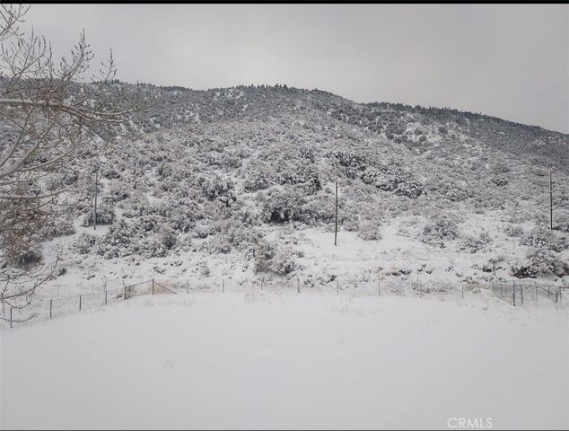 5148 Frazier Mountain Park, Frazier Park, CA 93225