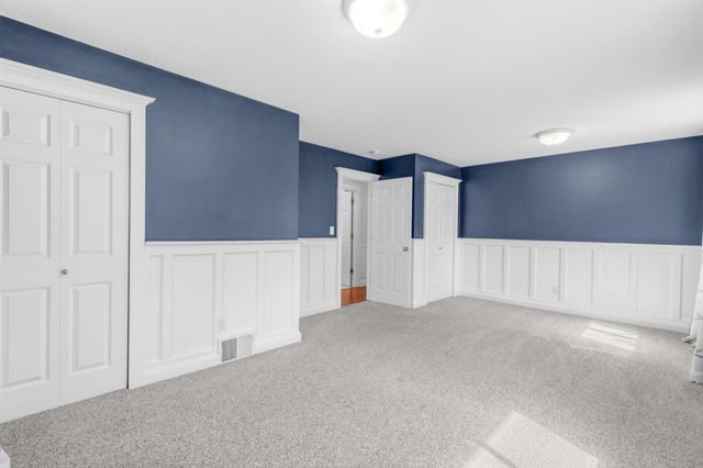 6500 Annapolis Lane N, Maple Grove, MN 55311