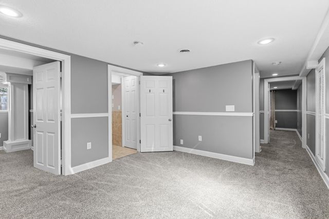 6500 Annapolis Lane N, Maple Grove, MN 55311