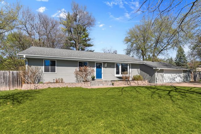 6500 Annapolis Lane N, Maple Grove, MN 55311