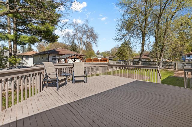 6500 Annapolis Lane N, Maple Grove, MN 55311