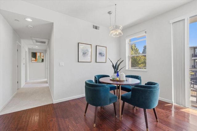 1065 Saginaw Terrace 203, Sunnyvale, CA 94089