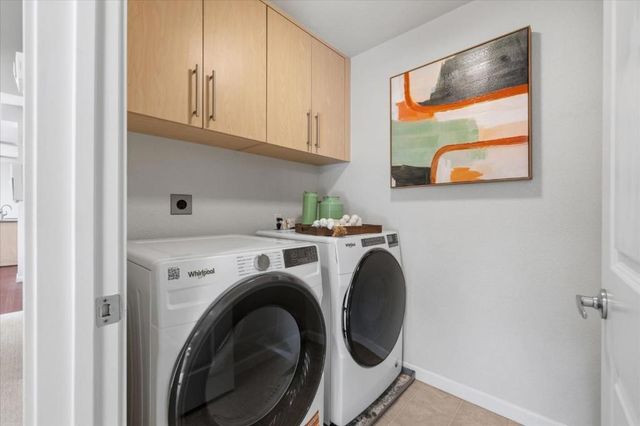 1065 Saginaw Terrace 203, Sunnyvale, CA 94089