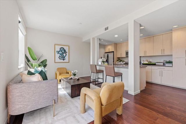 1065 Saginaw Terrace 203, Sunnyvale, CA 94089