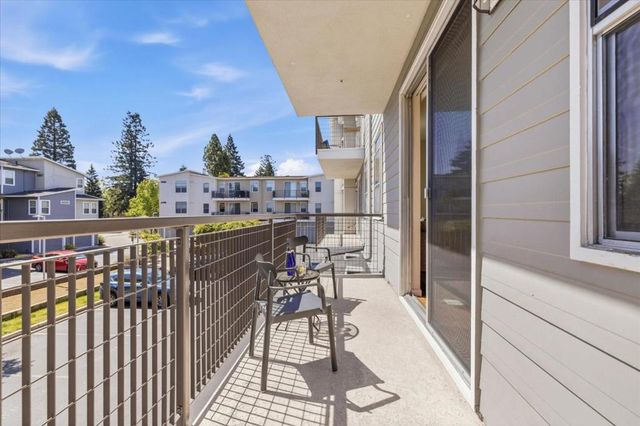 1065 Saginaw Terrace 203, Sunnyvale, CA 94089