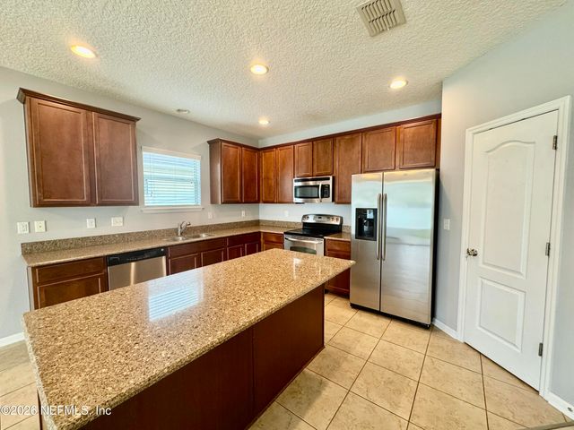 1341 CAMP RIDGE Lane, Middleburg, FL 32068