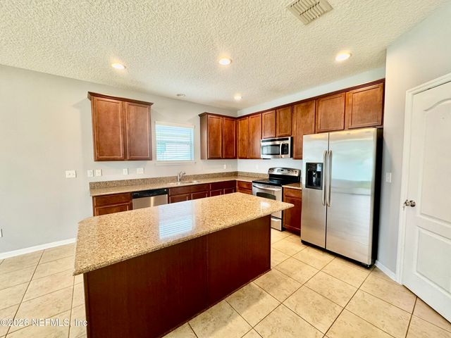 1341 CAMP RIDGE Lane, Middleburg, FL 32068