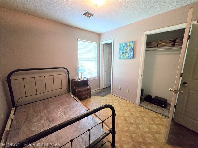 107 Ellis Loop, Pocola, OK 74902