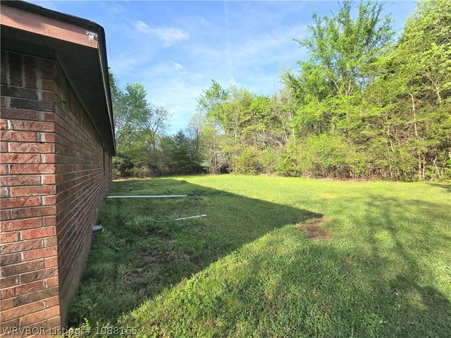 107 Ellis Loop, Pocola, OK 74902
