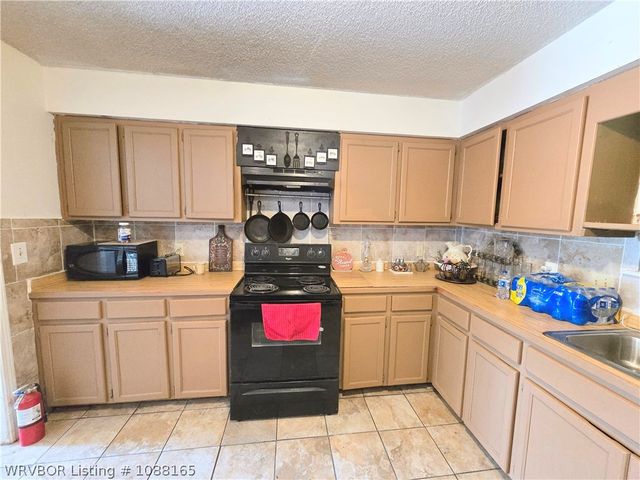 107 Ellis Loop, Pocola, OK 74902